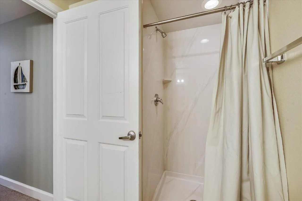 Shores Of Panama 2026 - 1 Bedroombunkssleeps 6, Res, Parking! Condo Panama City Beach